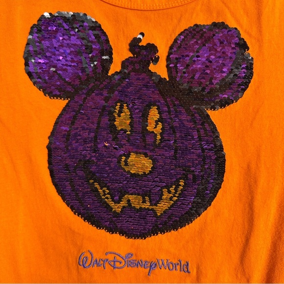 Disney Parks youth L Halloween tee, flip sequins, Mickey pumpkin, fall - Picture 4 of 6